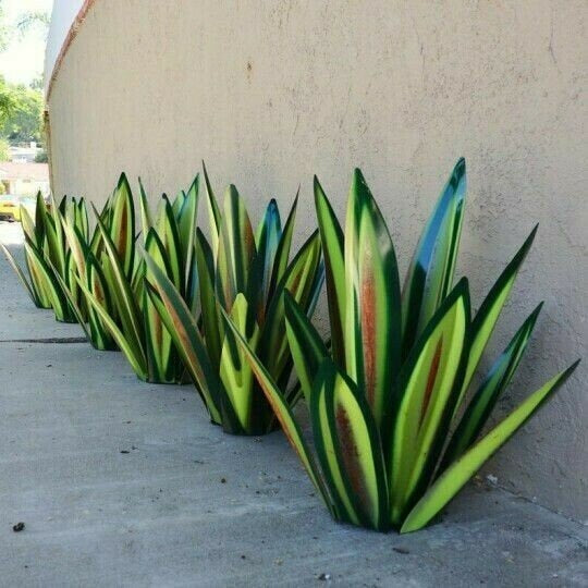 Anti-rust Metal Tequila Agave Plant